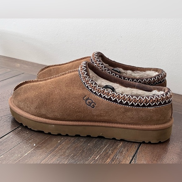 UGG Shoes - UGG Tasman Slippers Womens size 11